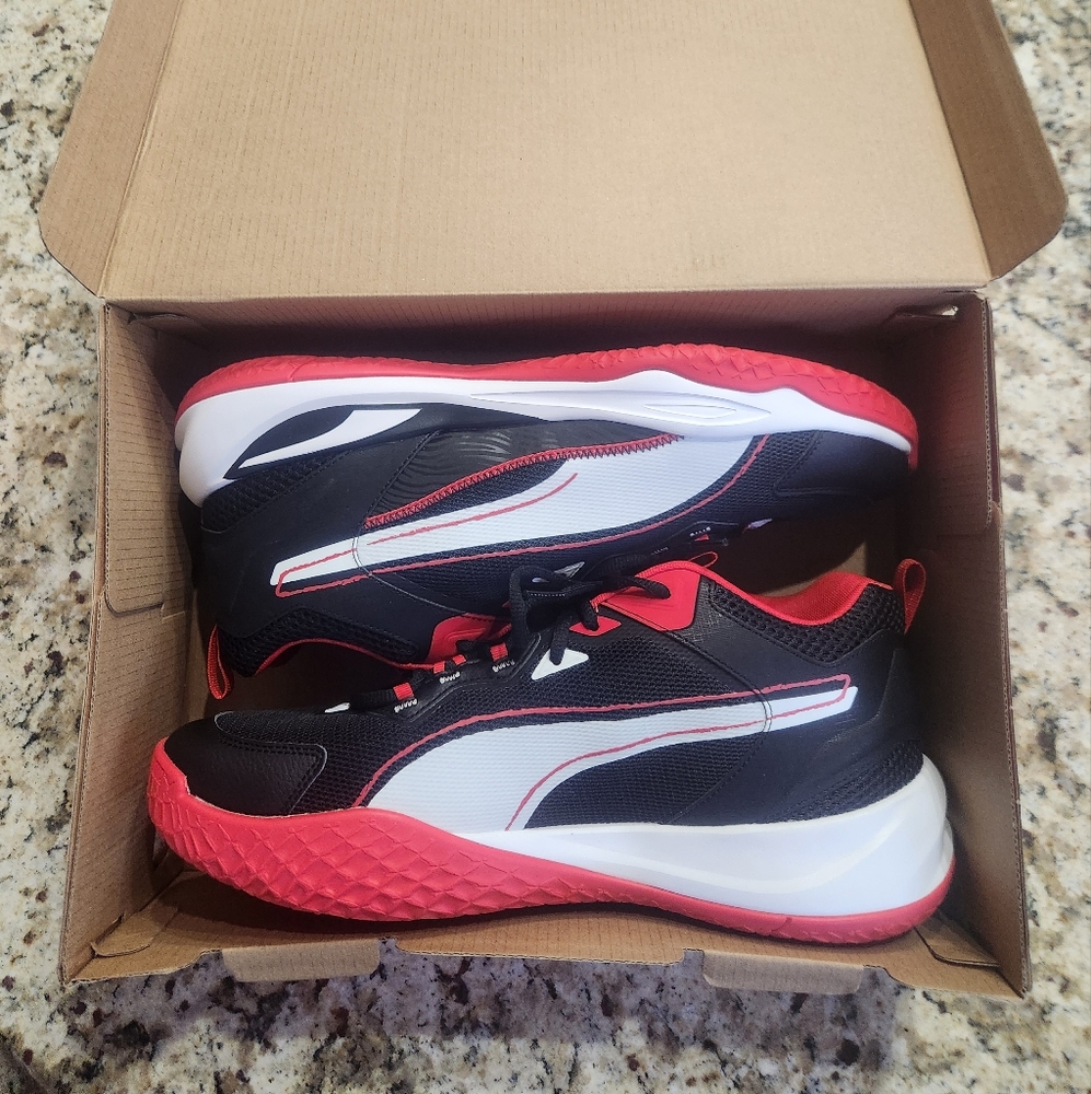 Puma Playmake 2023 Mens Black and Red Sneakers Size 14 US